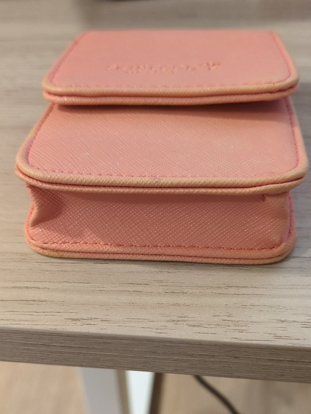 Peach Compact Accessory/Makeup Case - Picture 5 of 9